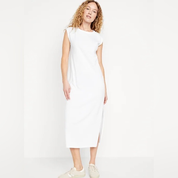 Old Navy Dresses & Skirts - Old Navy Classic Cream Ribbed Midi Dress
